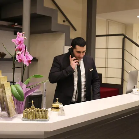 Hotel La Madonnina Mediolan